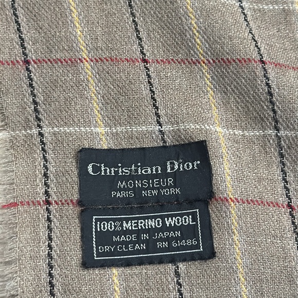Christian Dior vintage wool plaid scarf - Picture 5 of 5
